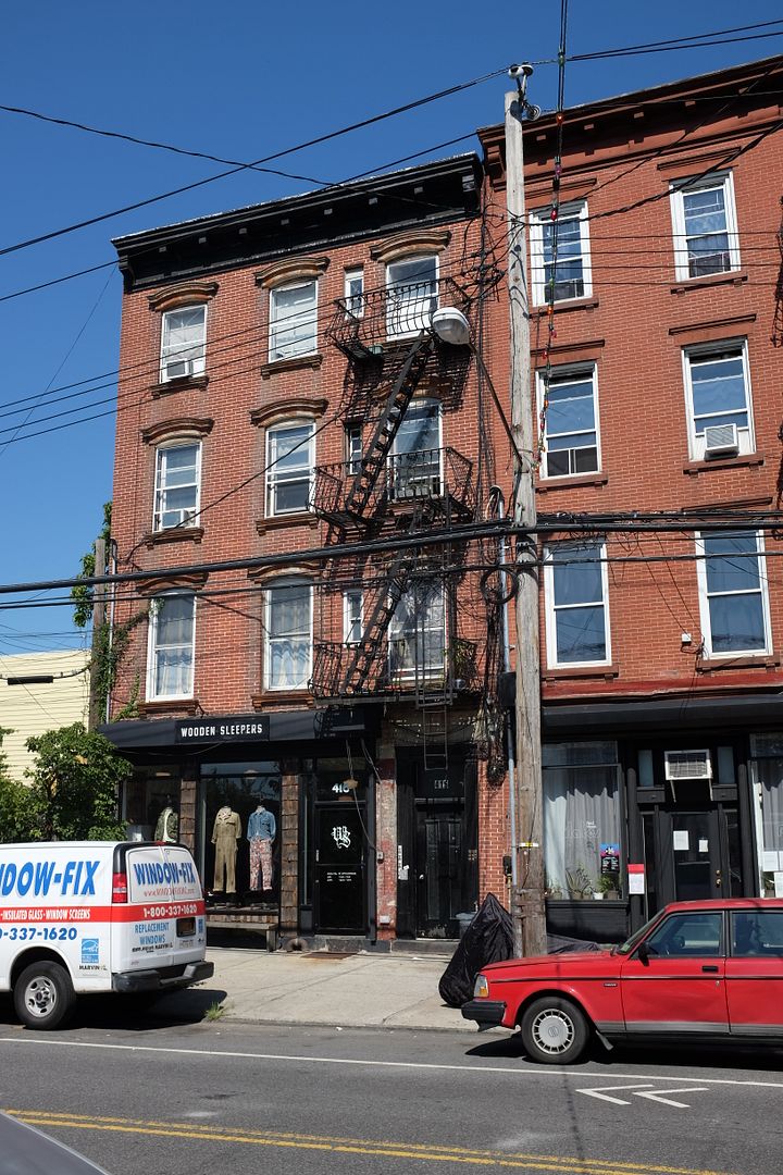 A visit to Wooden Sleepers, Red Hook, Brooklyn, NYC Vintage